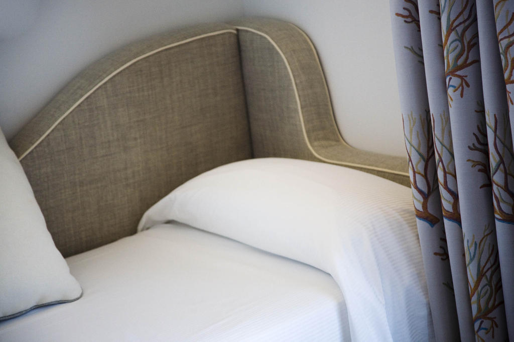 Gabbiano Hotel Чивитанова Марке Стая снимка